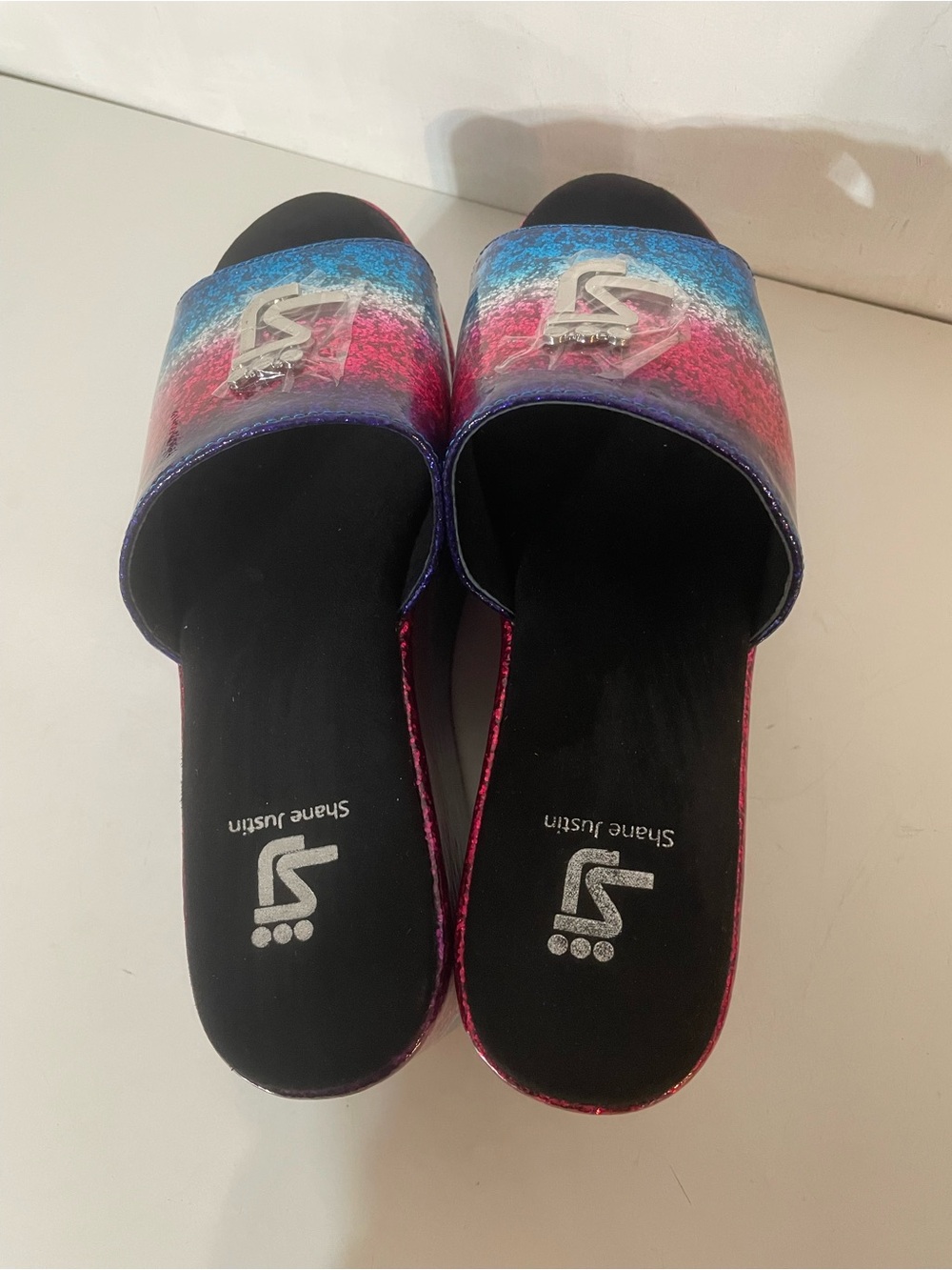 Shane Justin Cotton Candy Rainbow Burst Slides - Picture 4 of 9